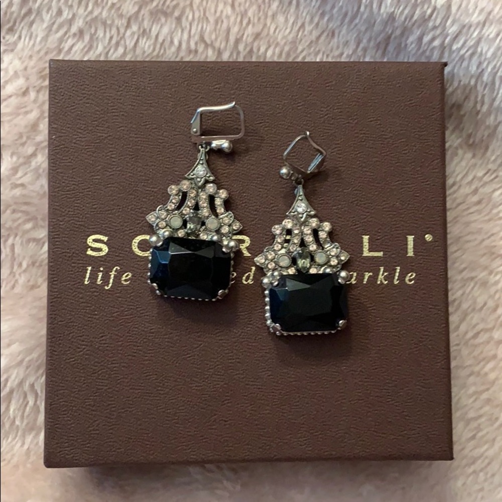 Old school sorrelli earrings